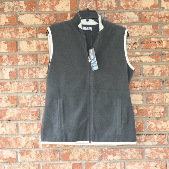 NEW York Laundry Vest - Picture 2 of 5